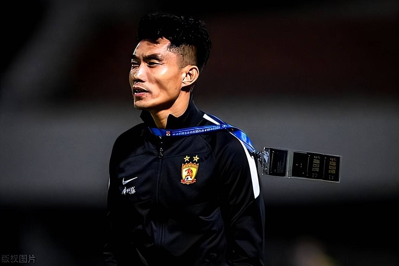 九游体育下载-包含赛后金州勇士队长鼓劲：亚冠节点到来，悬念犹存，更衣室氛围转暖的词条