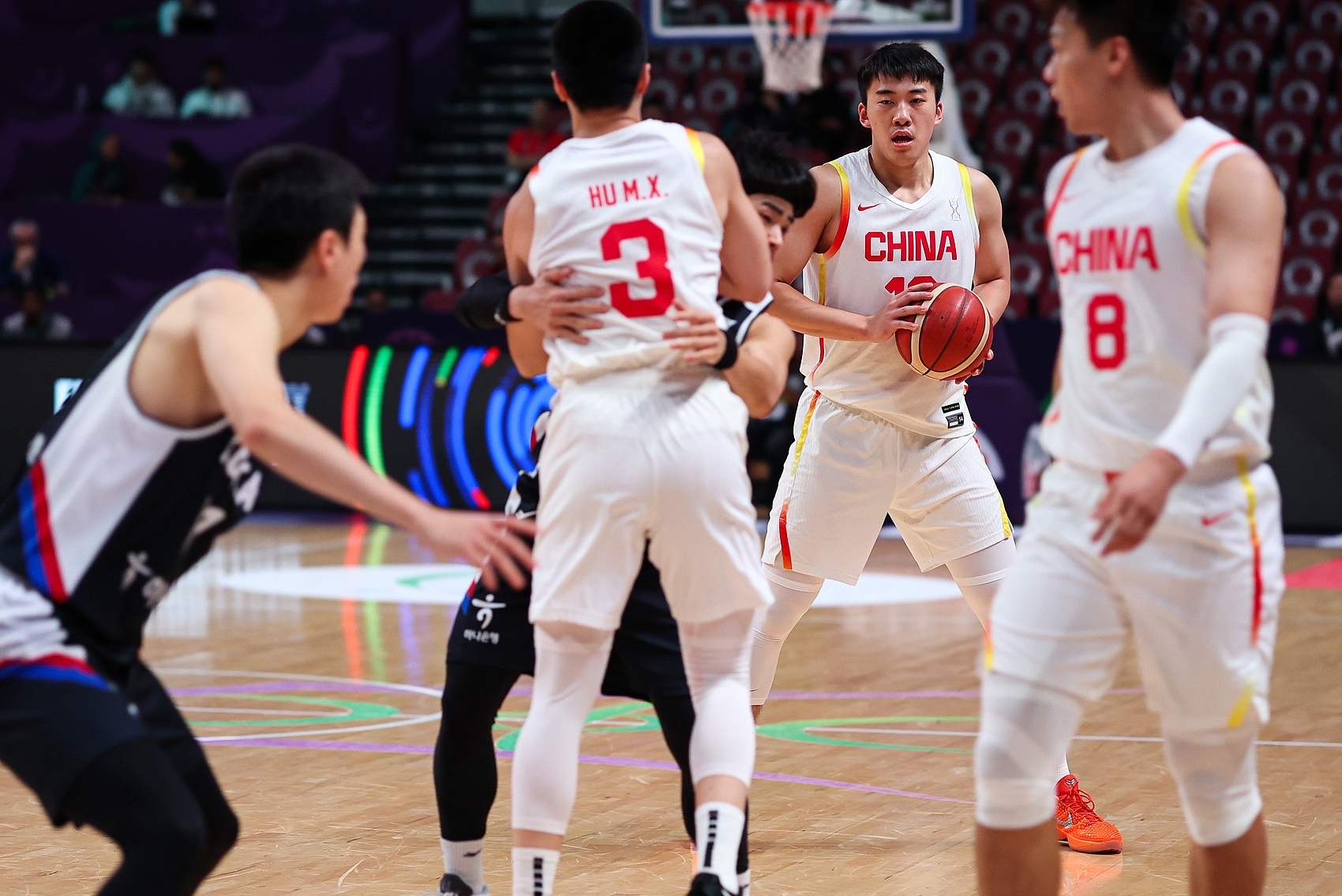 九游-包含广厦男篮训练开放日，转会期扳平良机引欢呼，德甲在即，身体对抗强度拉满的词条